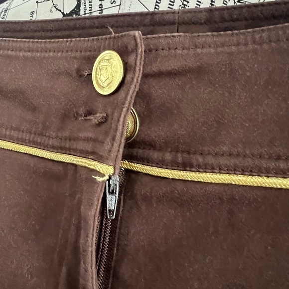 7 for $30 CACHE Gold Trimmed Capri Pants - Picture 2 of 8
